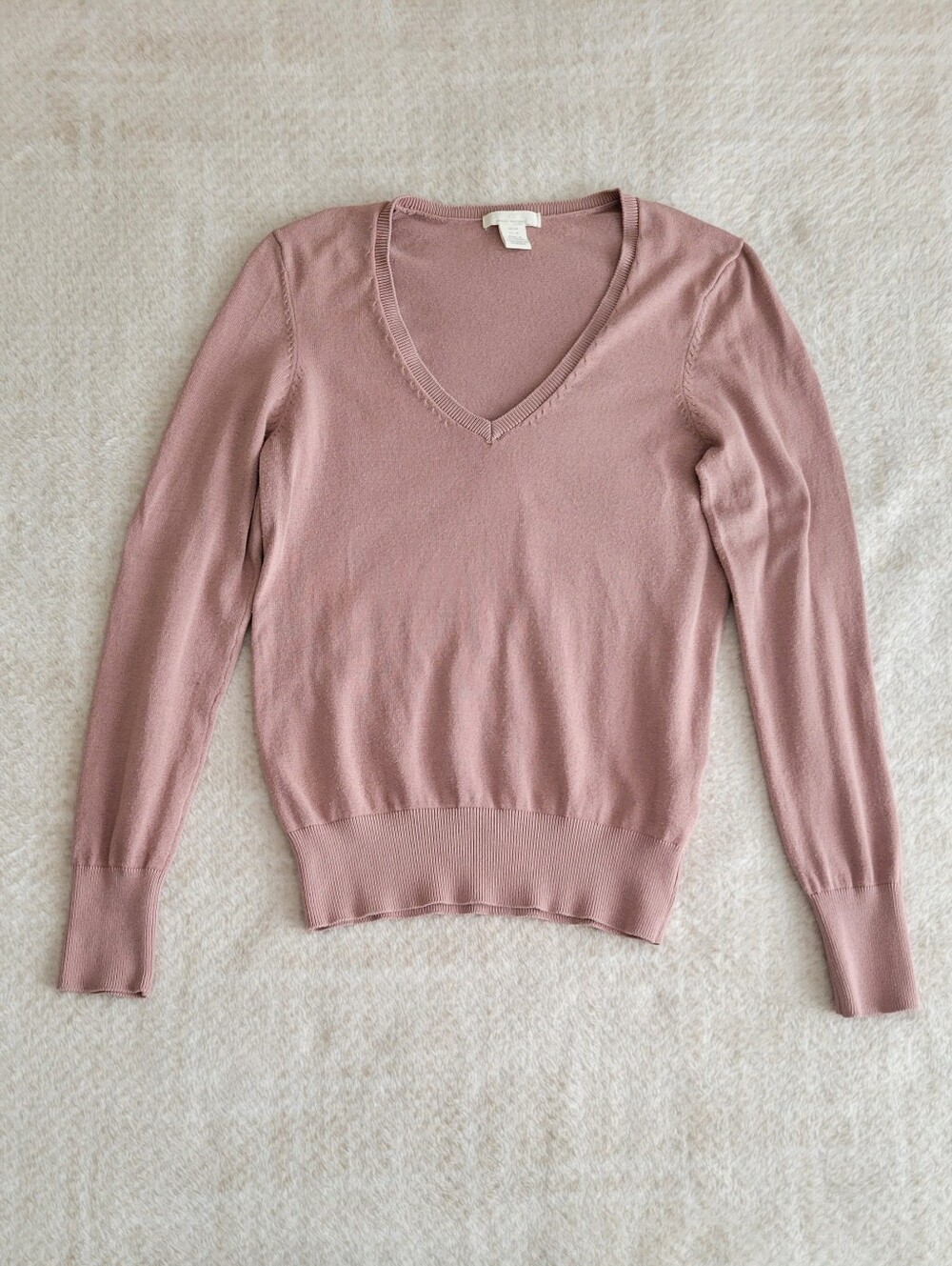 H&M Dusty Pink Fine Knit V-neck Sweater